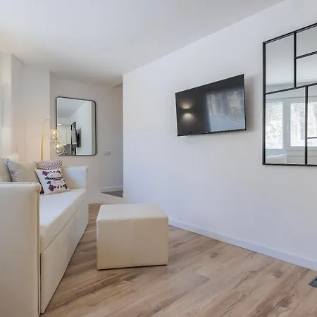 Apartment Cozy Flat In By Lovelystay Lisbon