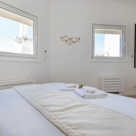 Apartment Cozy Flat In By Lovelystay *